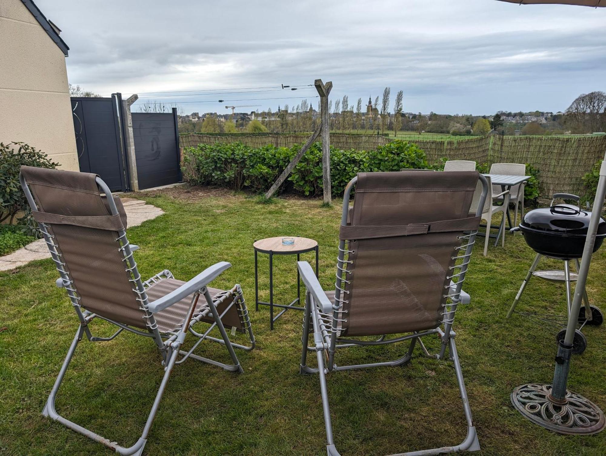 Le Cosy Lägenhet Lanvallay Exteriör bild
