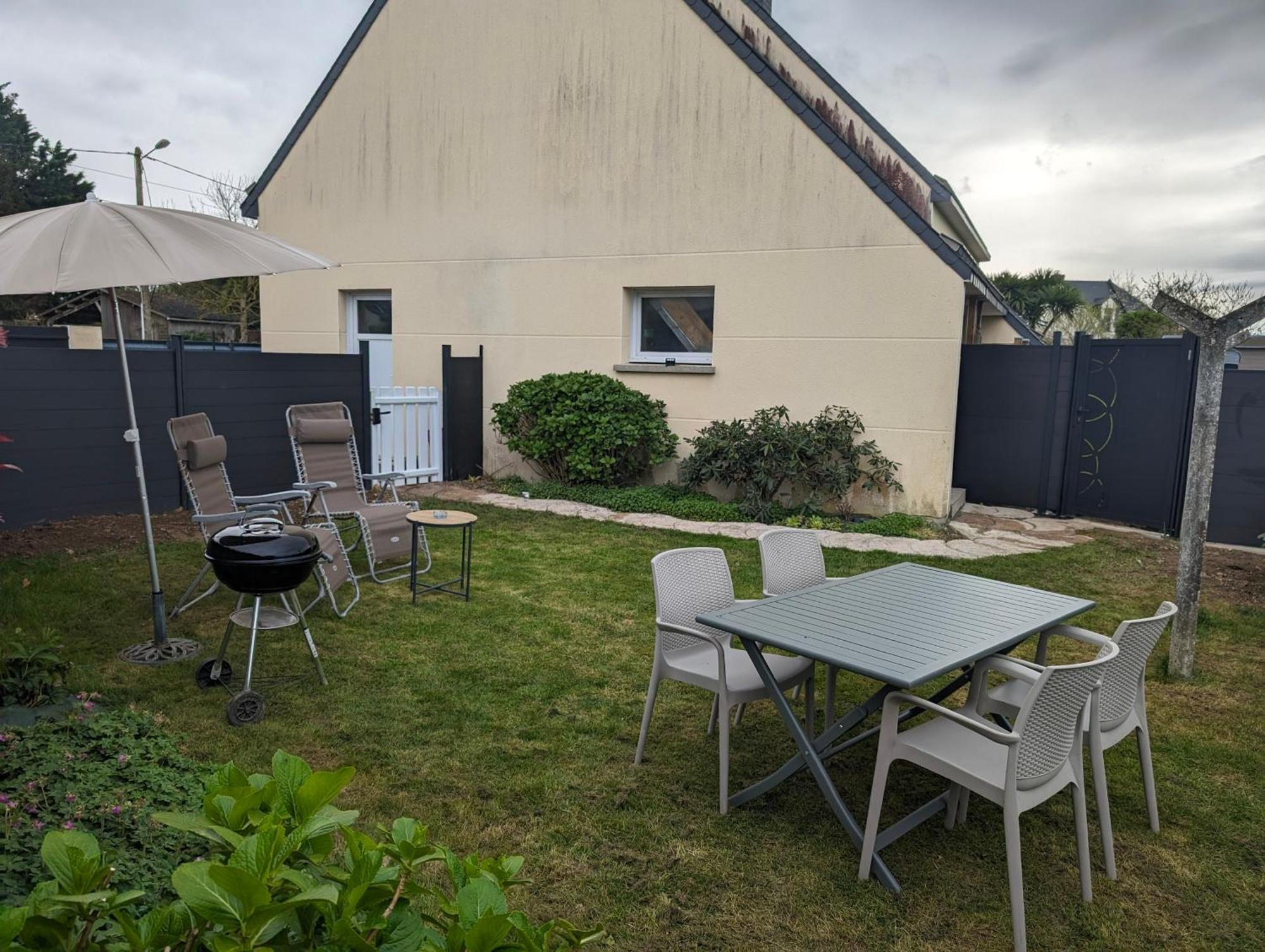 Le Cosy Lägenhet Lanvallay Exteriör bild